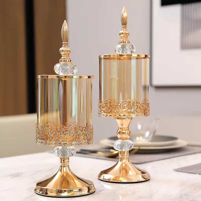 Frasco de Cristal Luxuoso com Tampa Dourada